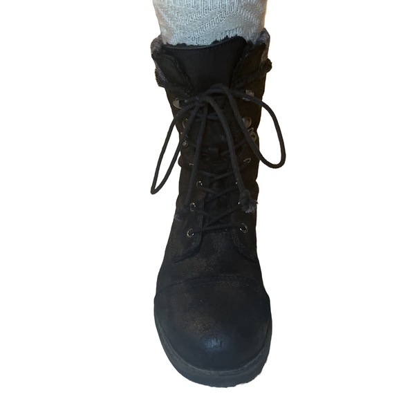 Roxy Combat Boots - Picture 1 of 6